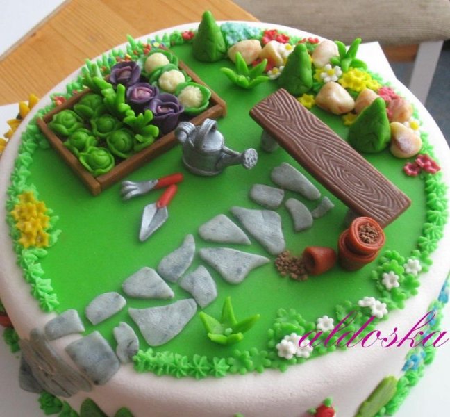 130bddf7cb7d0f315d0bde84c4546640--garden-birthday-cake-cake-birthday.jpg