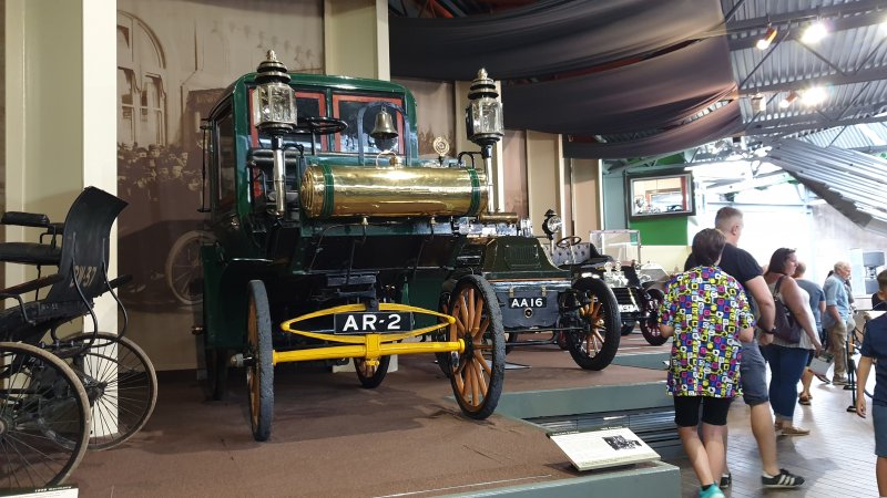 1898 Constatt Daimler.jpg