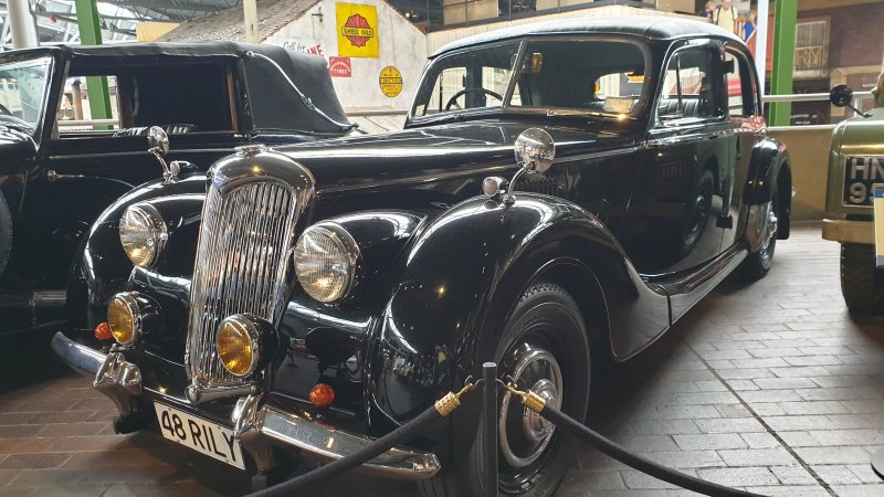 1948 Riley 2.5 Litre.jpg
