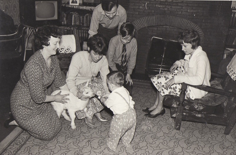 196 foster child at Church Farm pic 2 small.jpeg