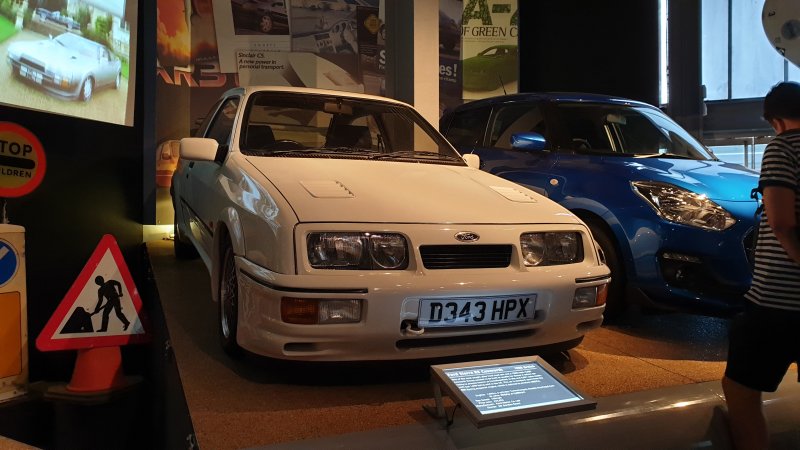 1986 Ford Sierra Cosworth 1.jpg