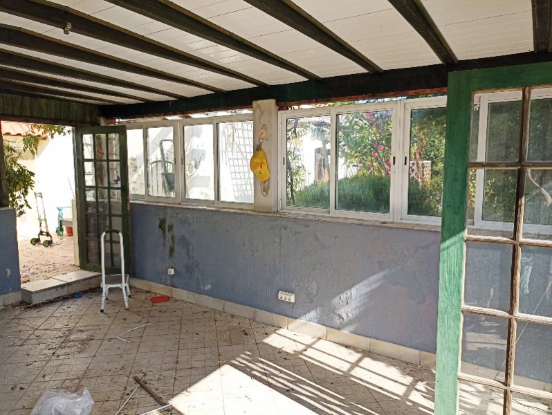 Baffa Roof1 May 9 22.jpg