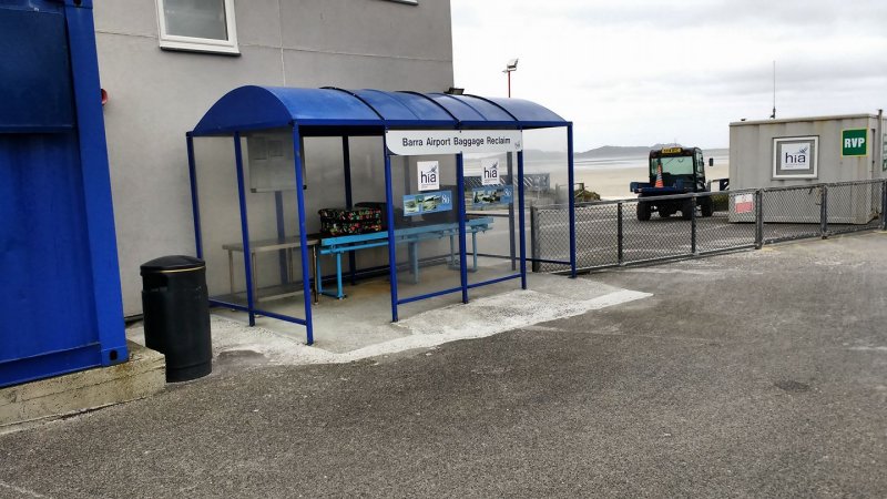 baggage reclaim barra.jpg