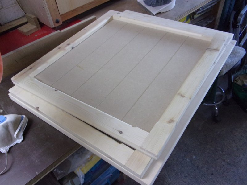 Bench doors_0006.JPG