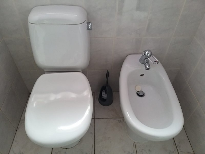 bidet.jpg