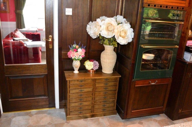 Bron's new oak drawers..jpg