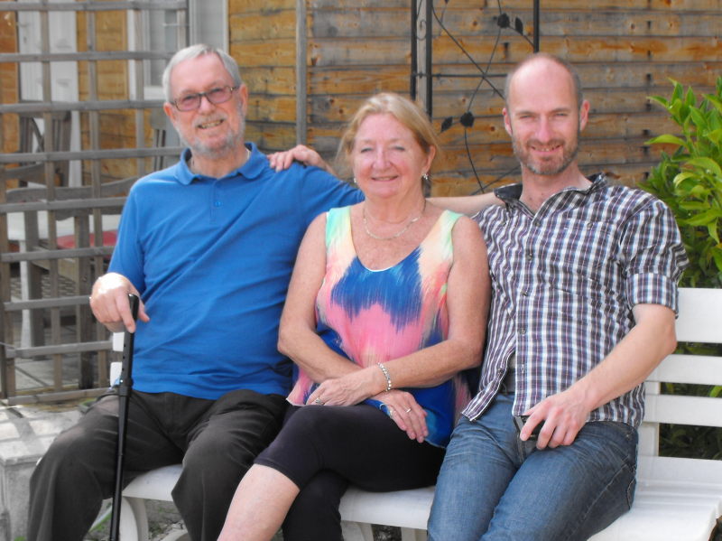 Clive, Vicky, Justin 22 Oct 14a.JPG