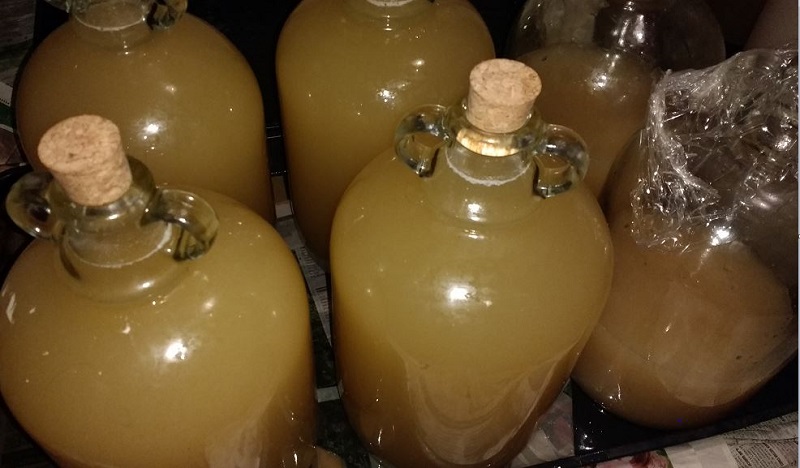 Easy white unfined.JPG