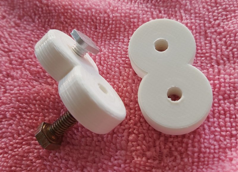 Figure 8 bracket 2000.jpg