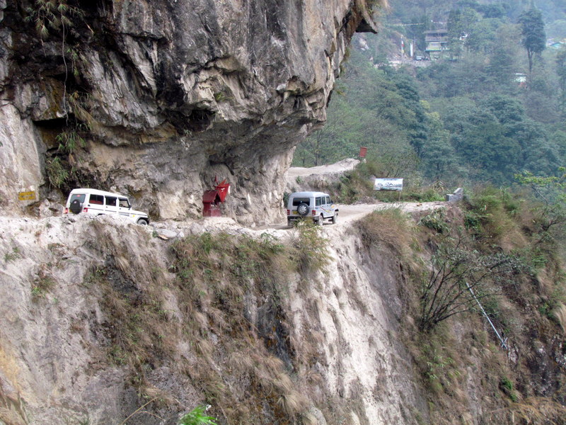 GANTOK  TO  LACHUNG 08-04-2011 15-43-30.JPG