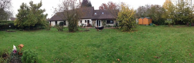 garden panoramic.jpg