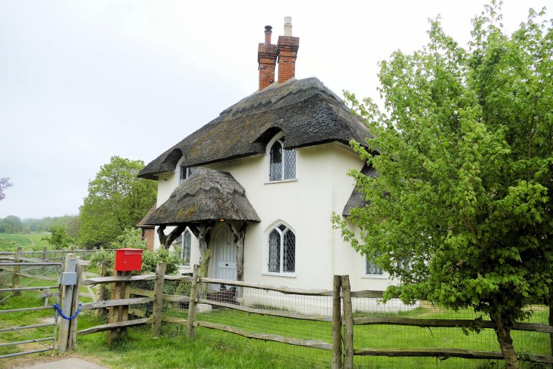 Gatekeepers Lodge.jpg