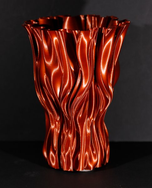 Gold Vase 2000.jpg