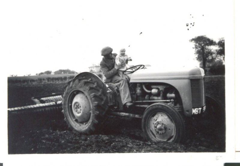 JohnDadatcleaves 001.jpg