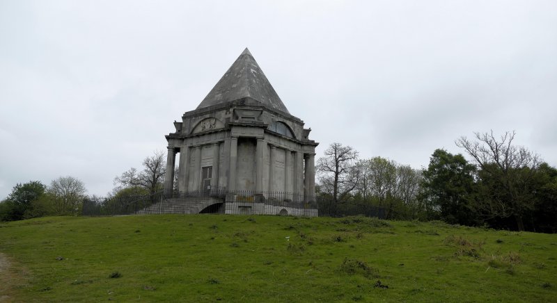 Mausoleum.jpg