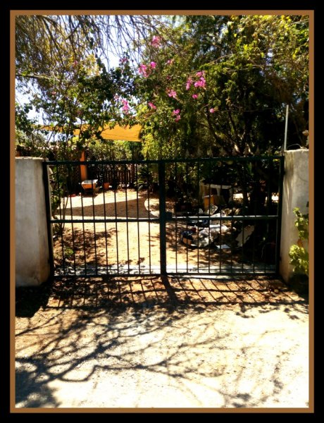 Old Gates1 19 Aug.jpg