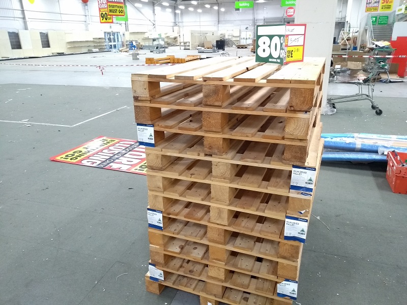 pallets homebase.jpg