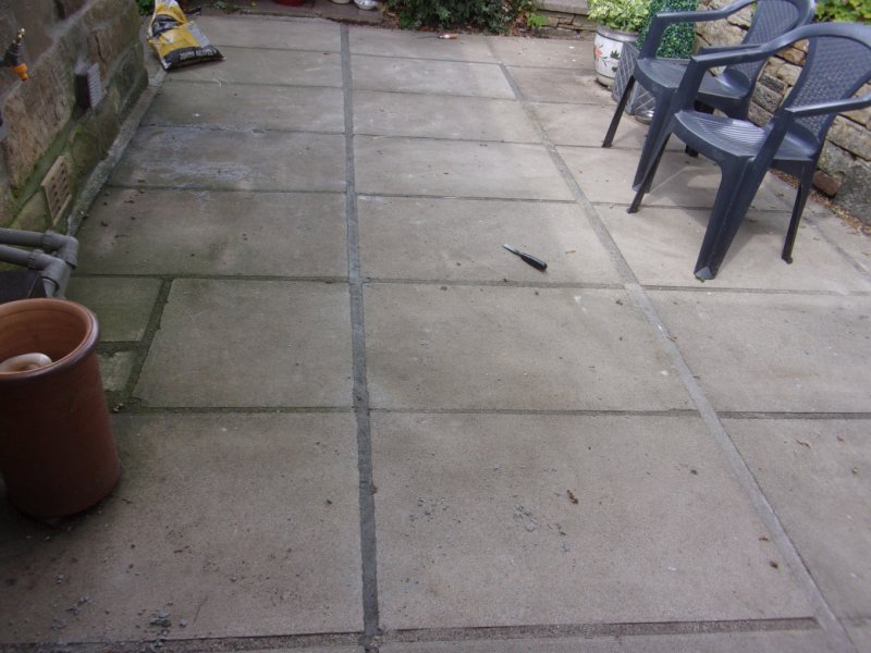 Patio repointing_0006.JPG