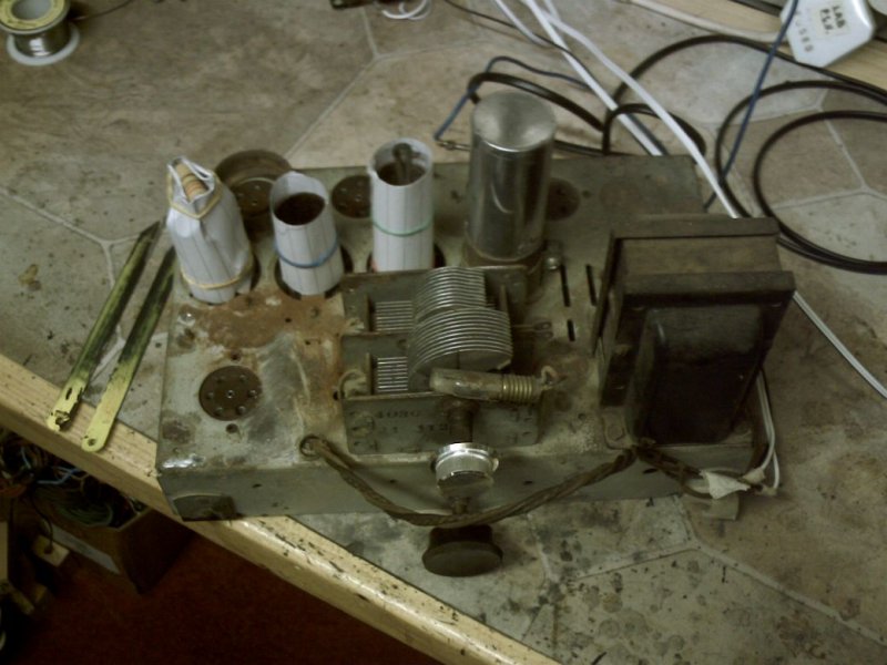 Philco 84B_004_01.JPG