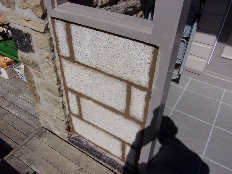 Porch wall_250.JPG