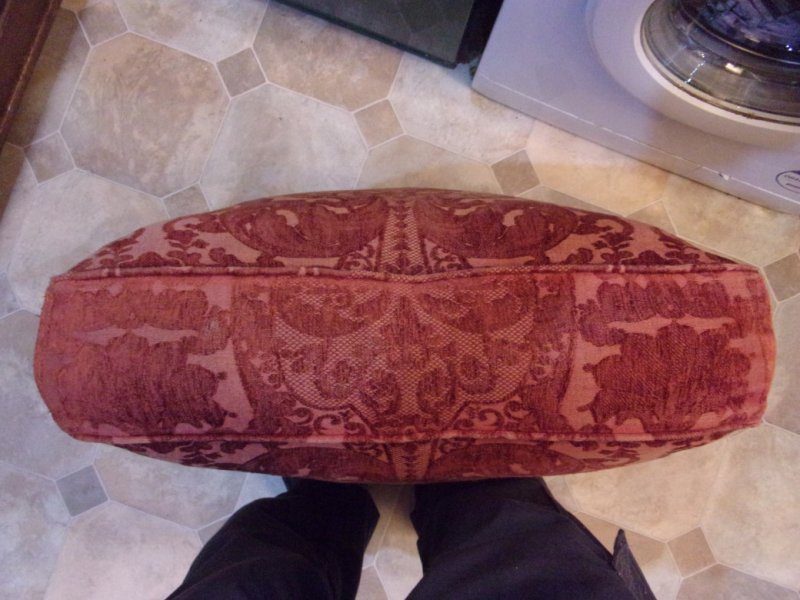 Sofa cushions_0006.JPG