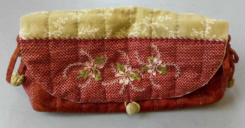 Trousse extérieure.jpg