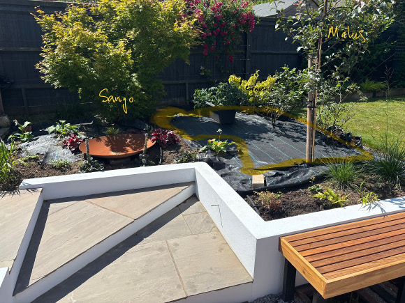 Woodland border Front small.jpg