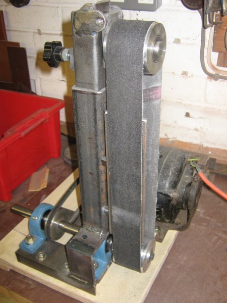 Working belt grinder..jpg