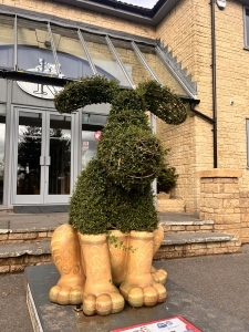 Gromit Topiary